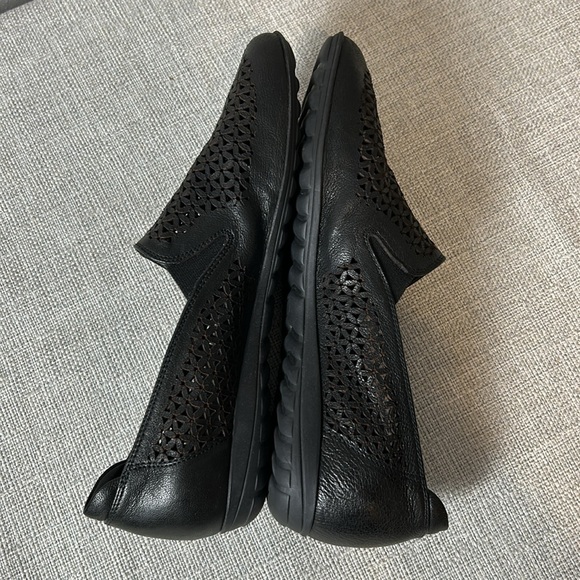 Sesto Meucci made in Italy perforated black loafers Sizee 7 - Picture 8 of 11